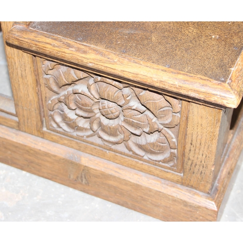 16 - A set of Victorian Gothic Revival oak library steps with carved Templar cross motifs, approx 150cm t... 