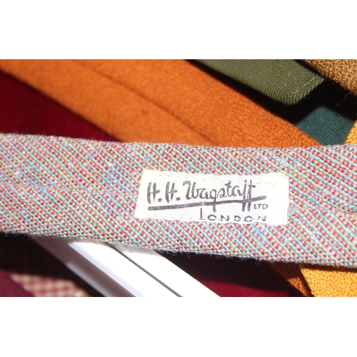 201 - Large qty of vintage neck ties to include many pure wool examples  by Munrospun & Klipper