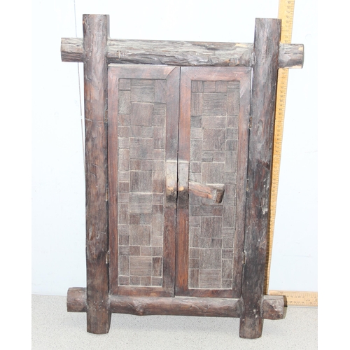 421 - A wooden framed mirror formed as a window, approx 74cm x 51cm