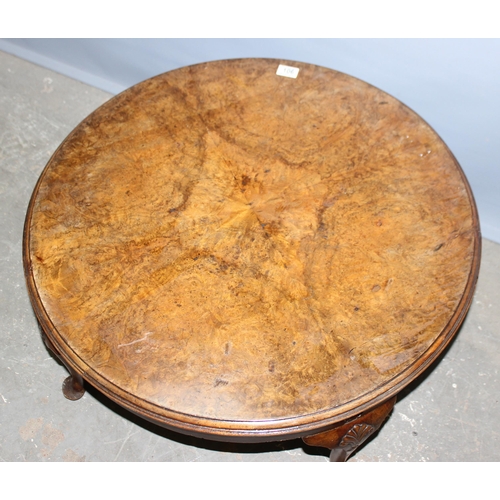 106 - An Art Deco period walnut veneered low table, approx 76cm in diameter