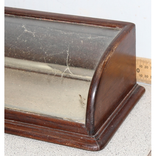 123 - An early 20th century dome fronted glazed table top display case, ideal for antiques fairs, approx 8... 