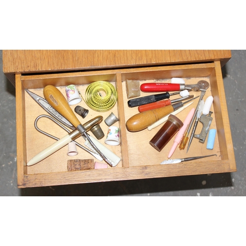 32 - Retro sewing box and contents