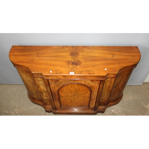 40 - A 19th century walnut credenza cabinet with marquetry inlay, approx 152cm wide