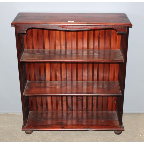 47 - Stained pine 3 shelf bookcase, approx 82cm wide