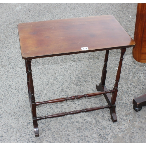 124 - An antique mahogany tilt topped table and a mahogany side table (2)