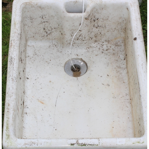 306 - Vintage ceramic Belfast sink, approx 61cm wide x 46cm deep x 27cm tall