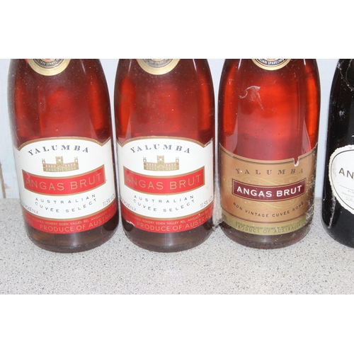 1613A - 7 bottles of vintage sparkling wine