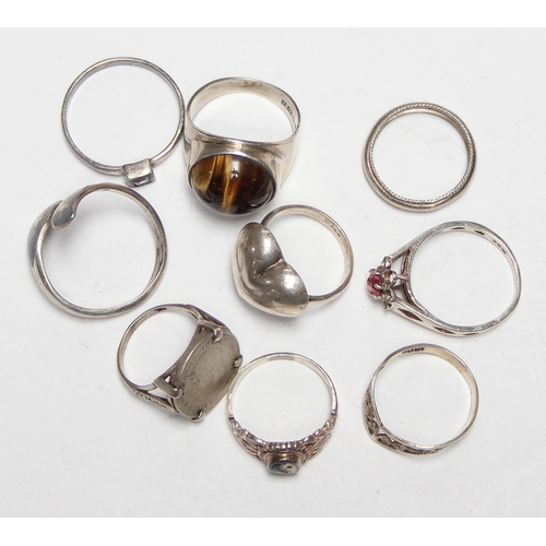 1120 - 9 assorted silver rings, all XRF tested to confirm, various designs, sizes J-V, approx 26.58g gross