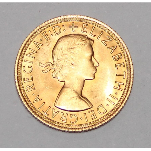 1201 - 1968 Queen Elizabeth II 22ct gold full sovereign coin, London mint