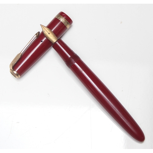 1621 - 5 assorted Parker pens to inc a red cased Parker Duofold fountain pen with 14ct gold Conway Stewart ... 