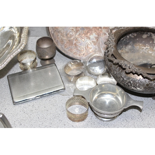 1039 - Qty of antique and later silver plated items, approx 6.7kg gross