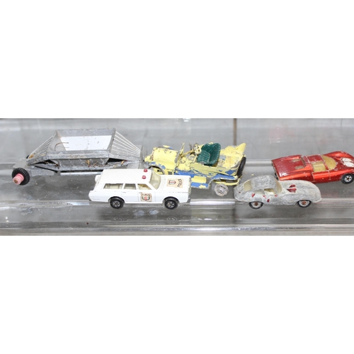 1529 - Qty of Diecast vehicles to incl Dinky and Corgi