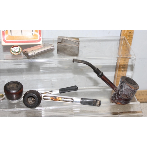 1630 - Qty of assorted vintage interesting smalls to inc matchboxes, cut throat razors, smoking pipes and o... 