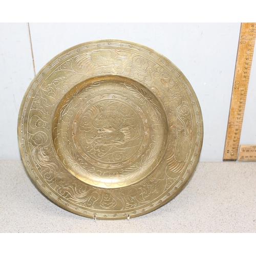 1755 - Mixed lot of brass chargers of various designs to include Oriental, largest approx 58cm (7)