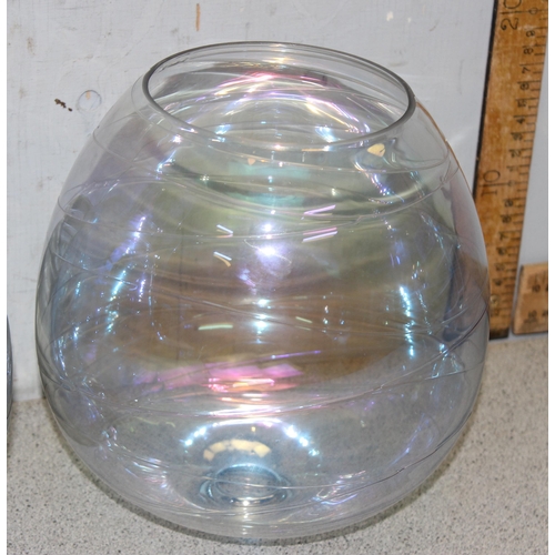 257 - Two hand blown Italian clear glass iridescent globe shaped light shades, approx 22cm wide