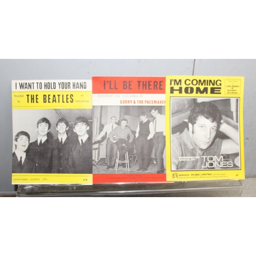 507 - Large qty of sheet music to incl the Beatles, Tom Jones, Gerry & The Pacemakers etc - mostly 1960s a... 