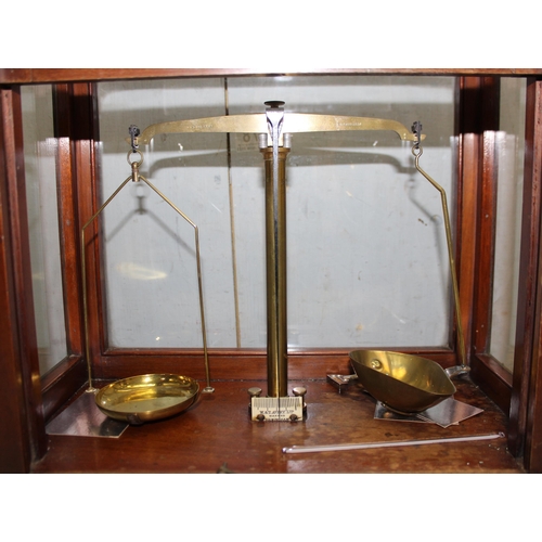 678 - 2 x scientific balance scales, one in glazed case marked W & T Avery