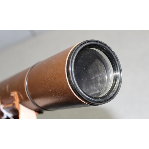 686 - A vintage Hillary Everest 25x - 40x 2 draw telescope in leather case, The telescopes were commission... 