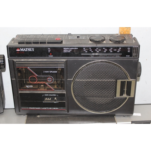 765 - Qty of radios/cassette players to incl Sanyo