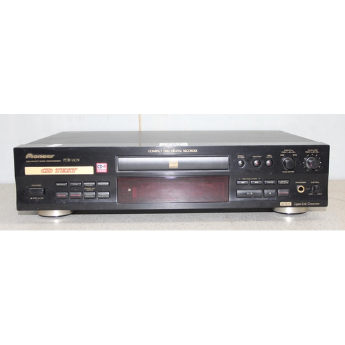 757A - Pioneer PRD-609 CD Recorder