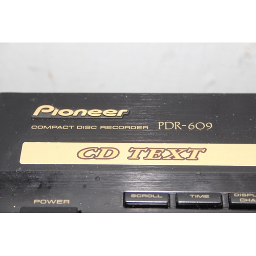 757A - Pioneer PRD-609 CD Recorder