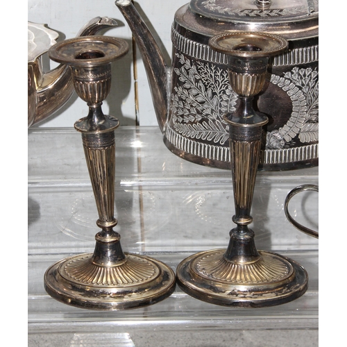 1044 - A large qty of assorted antique and later silver plate and pewter, approx 5.5kg gross