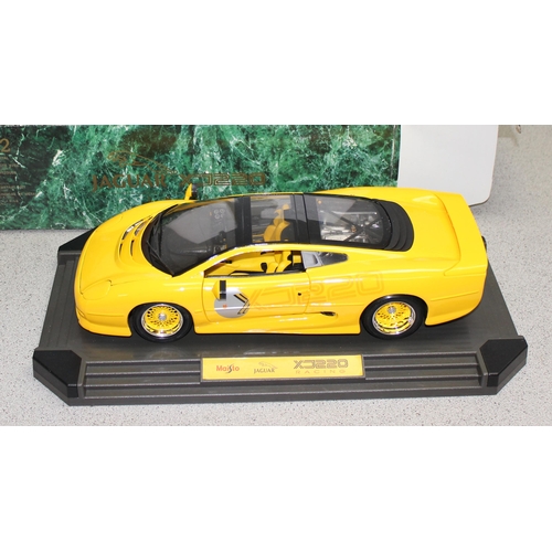 1540 - Maisto 1:12 Jaguar XJ220 1992 model in box