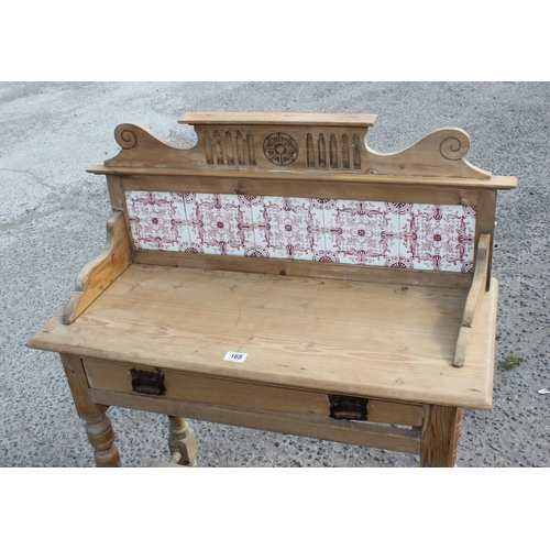 168 - A Victorian pine wash stand with tile back and single drawer, approx 90cm wide