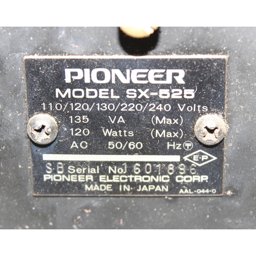 772 - Pioneer SX-525 stereo receiver