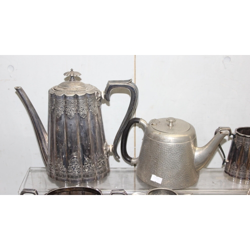 1011 - Qty of mixed metalware to incl an antique silver-plated tea set, approx 5.3kg gross