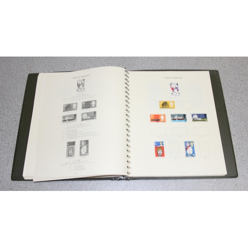 501 - Stamps - pre decimal GB stamps, used in folder and mint in sleeves