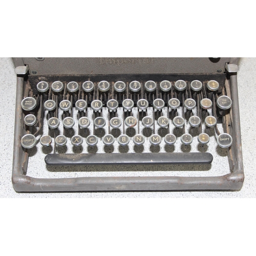 668 - Vintage Imperial typewriter