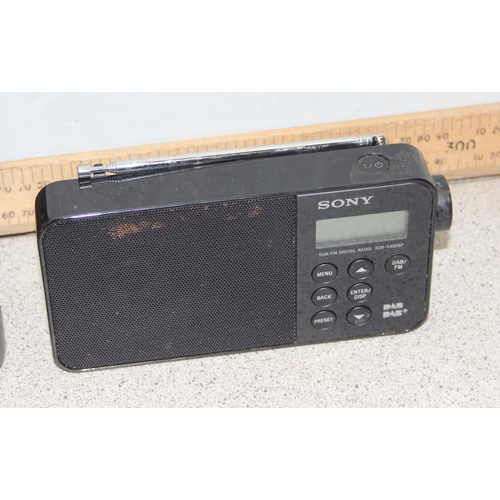 754 - Small qty of radios to incl Bush and Roberts