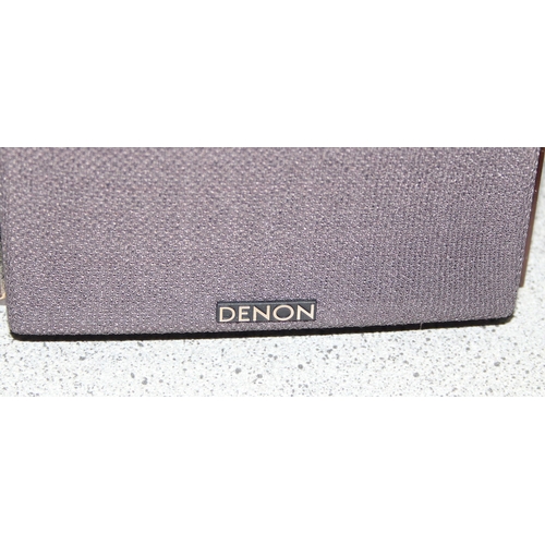 762 - Pair of Denon speakers USC-M03