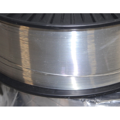 818 - 2 x reels of Mig welder wire - 0.8mm, approx 6.5kg each gross