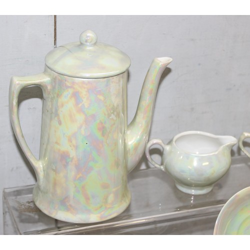 1809A - Mixed lot to include & glass amethyst carafe, butter pats, pottery jelly mould decorated with a Whea... 