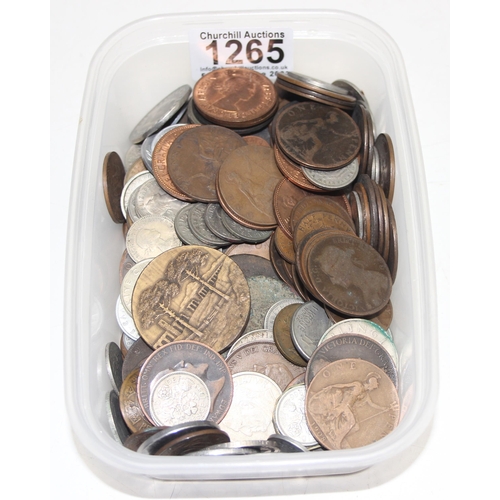 1265 - Approx. 1.3kg gross of mainly UK coinage, QV - QEII