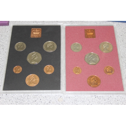 1284 - 9 Royal Mint Great Britain & Northern Ireland uncirculated coin sets in packaging 1972, 73, 75, 77, ... 