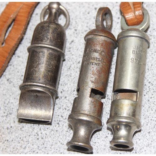 1432 - 3 vintage whistles to inc Hudson with military markings & Acme