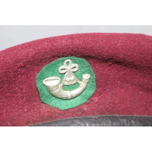 1440 - WWII Paratrooper beret airborne battalion badged to Oxford & Bucks, dated 1943