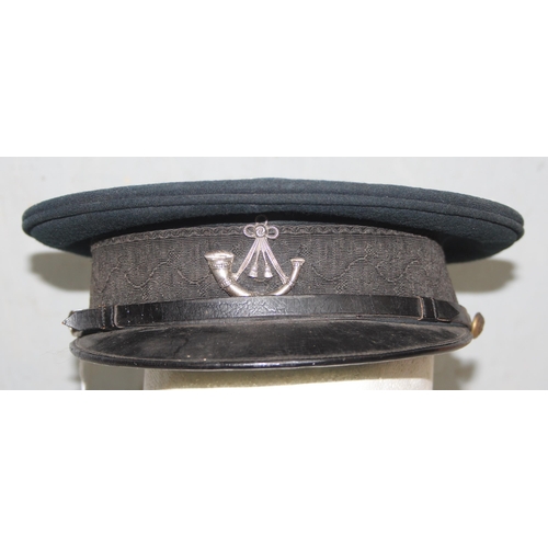 1448 - 1921 dated Oxford & Bucks officers cap named to Boyle