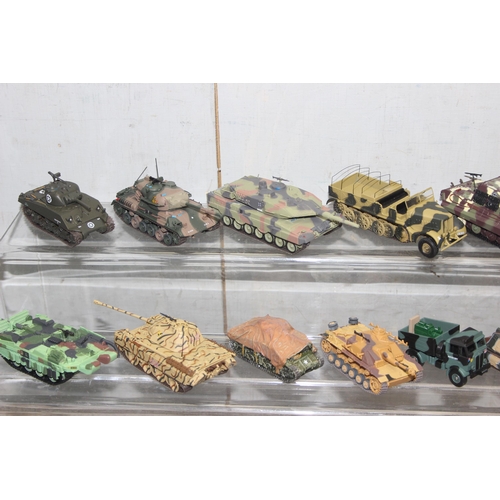 1542 - Qty of Deagostini toy tanks