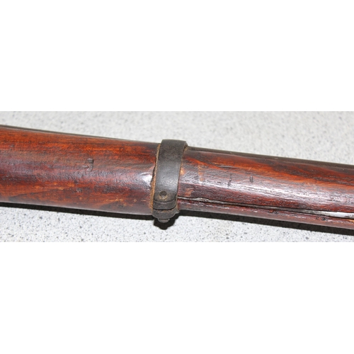 1401 - Indian Arsenal Pattern 1858 Enfield Percussion Rampart or Wall Gun with 48inch barrel and Indian loc... 