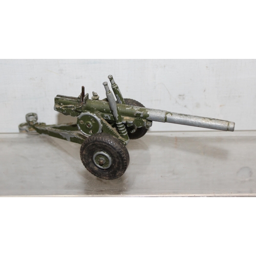 1501 - 3 toy army vehicles to include 2 artillery guns by the crescent toy co ltd and a 'Lorry' by Lonestar... 