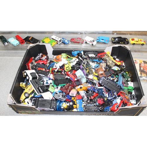 1502 - Box of assorted toy cars