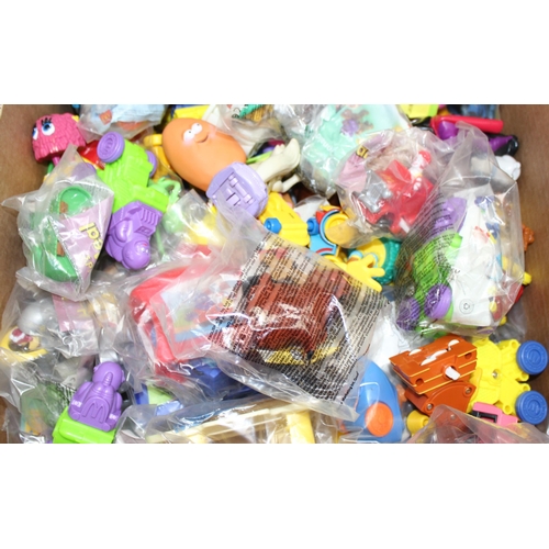 1504 - A huge qty of assorted vintage McDonalds Happy Meal toys and other related collectables, mainly from... 