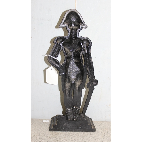 1709 - Cast iron Napoleon doorstop, mounted shop bell & a boxed pair of reproduction plaques