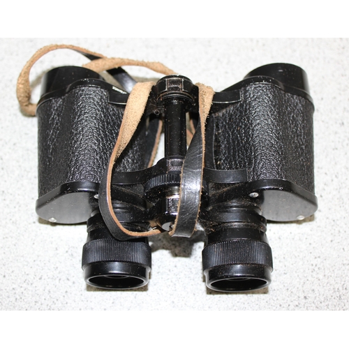 658 - 4 pairs of binoculars to inc Luger & Tasco, 3 with cases