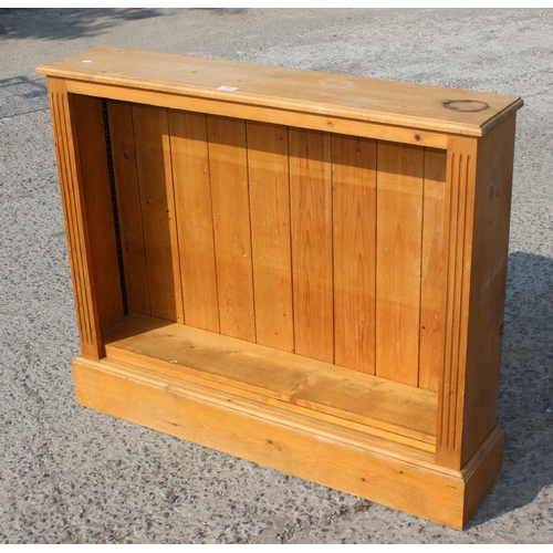 151 - Pine bookcase approx 110cm x 92cm x 23cm