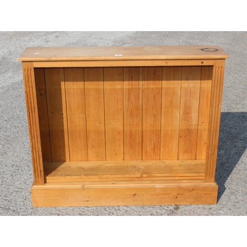 151 - Pine bookcase approx 110cm x 92cm x 23cm